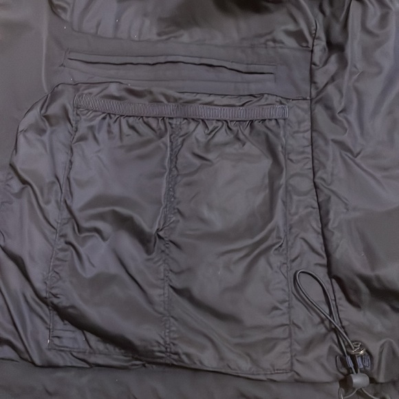 Lululemon Athletica Women’s water resistant jacket with hood, Navy, Size 6 - Picture 6 of 6